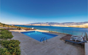 Гостиница Two-Bedroom Apartment with Sea View in Pag  Паг